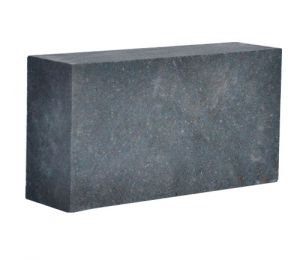 Dense SiC refractory brick